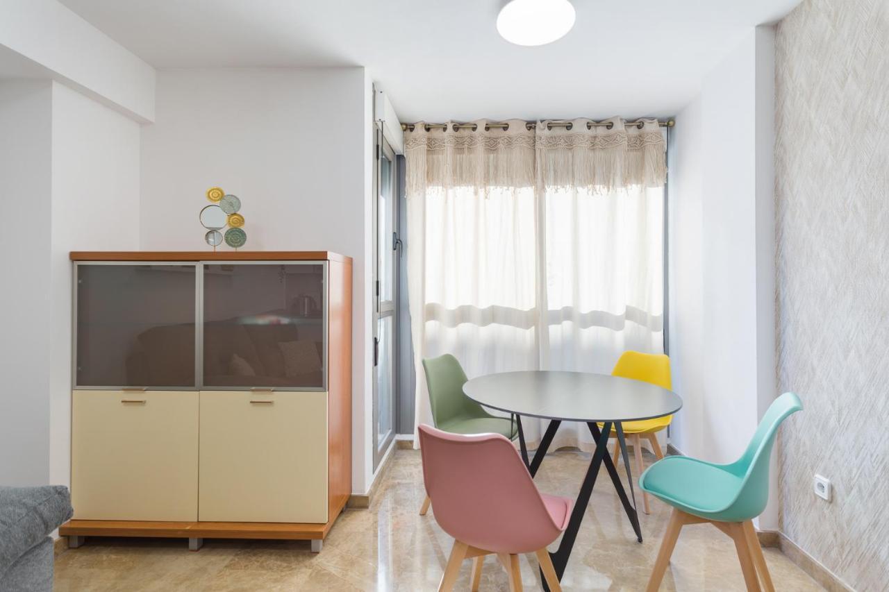 Piso Familiar Cerca Del Centro, Ac Y Wifi Gratis Daire Valensiya Dış mekan fotoğraf