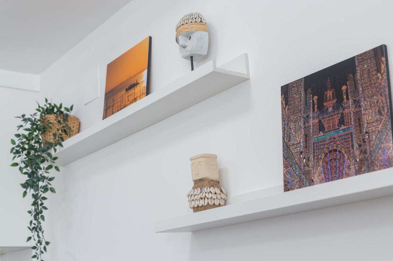 Piso Familiar Cerca Del Centro, Ac Y Wifi Gratis Daire Valensiya Dış mekan fotoğraf