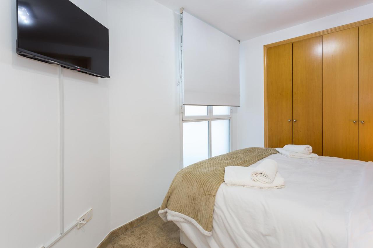 Piso Familiar Cerca Del Centro, Ac Y Wifi Gratis Daire Valensiya Dış mekan fotoğraf