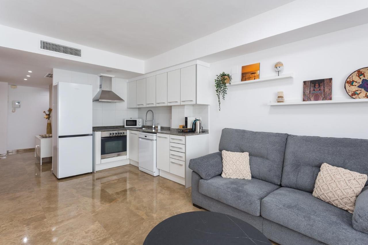 Piso Familiar Cerca Del Centro, Ac Y Wifi Gratis Daire Valensiya Dış mekan fotoğraf