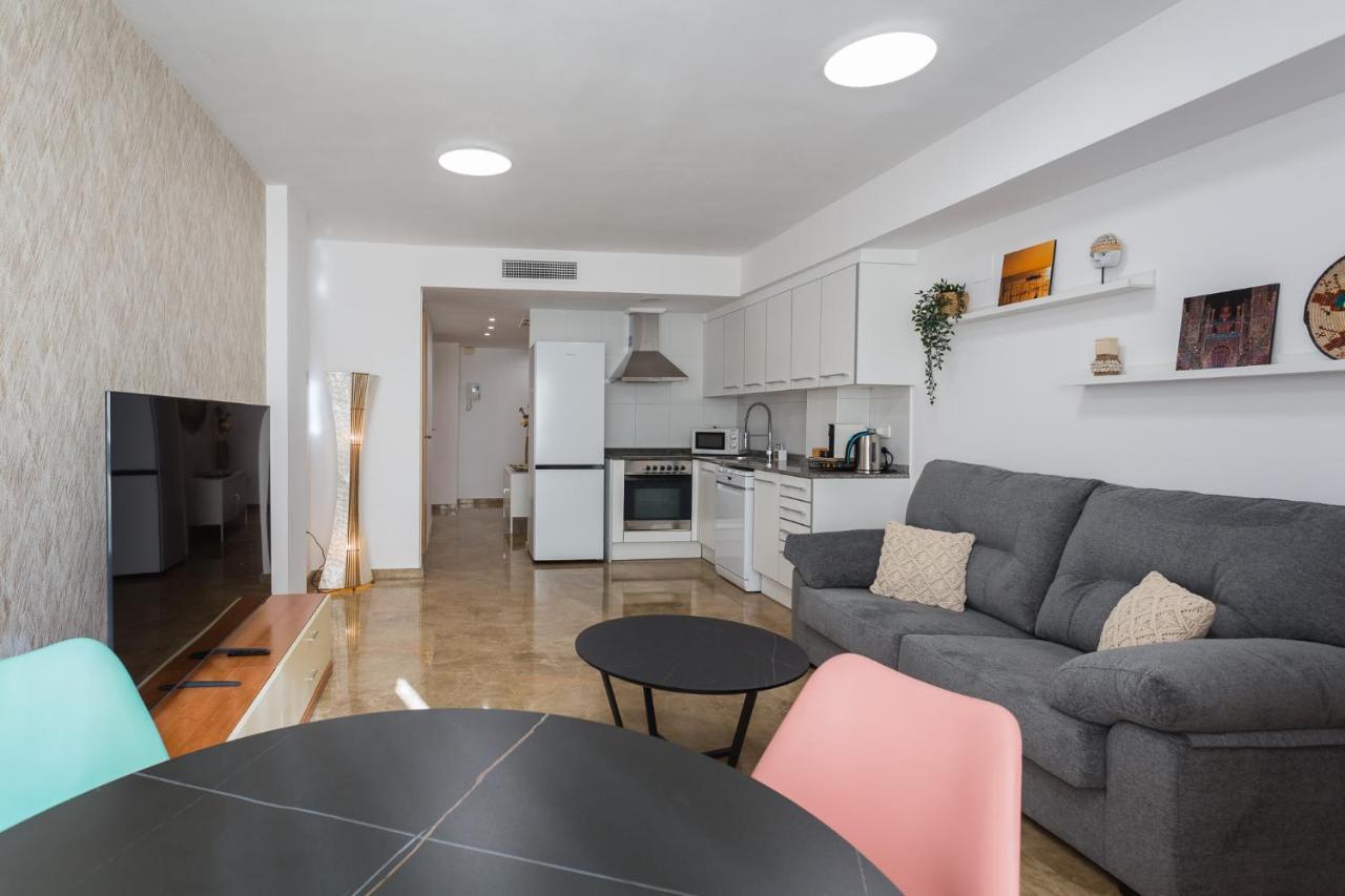 Piso Familiar Cerca Del Centro, Ac Y Wifi Gratis Daire Valensiya Dış mekan fotoğraf