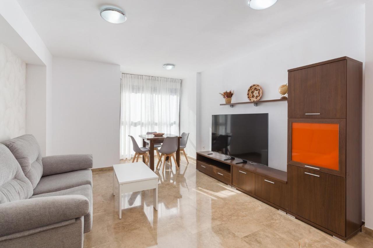 Piso Familiar Cerca Del Centro, Ac Y Wifi Gratis Daire Valensiya Dış mekan fotoğraf