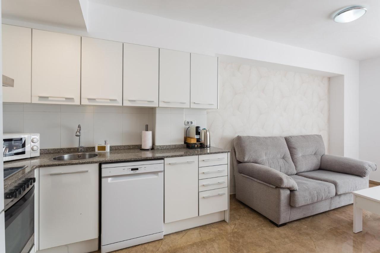 Piso Familiar Cerca Del Centro, Ac Y Wifi Gratis Daire Valensiya Dış mekan fotoğraf
