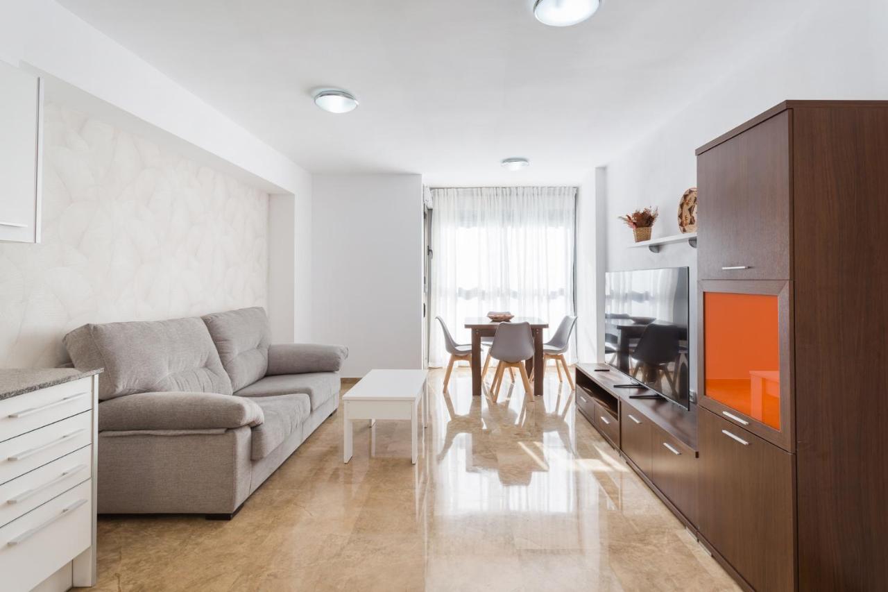 Piso Familiar Cerca Del Centro, Ac Y Wifi Gratis Daire Valensiya Dış mekan fotoğraf